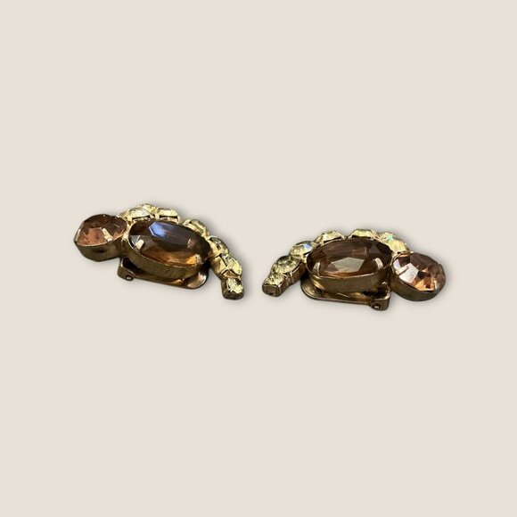 Vintage Estate Clip-On Earrings With Brown & light yellow Rhinestones - Picture 3 of 6